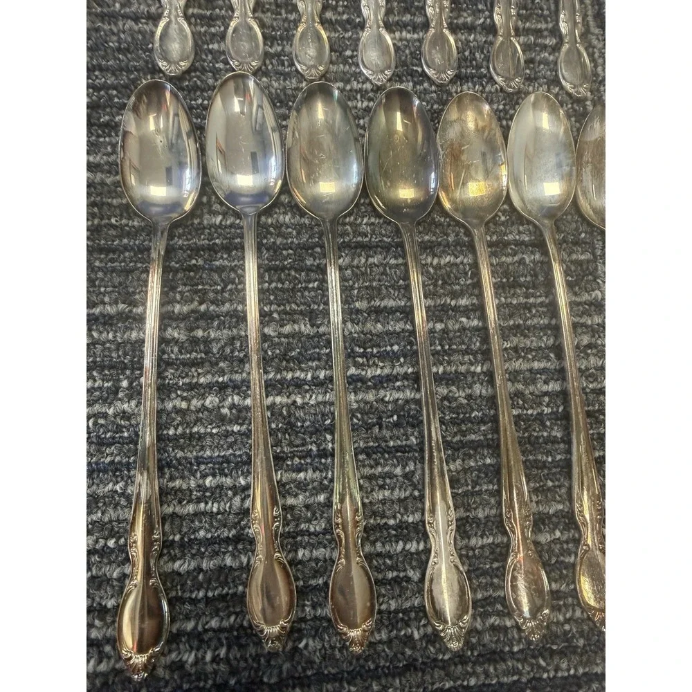 30 Pcs Vintage Wm Rogers Precious Mirror Flatware Silver Plate Forks Spoons